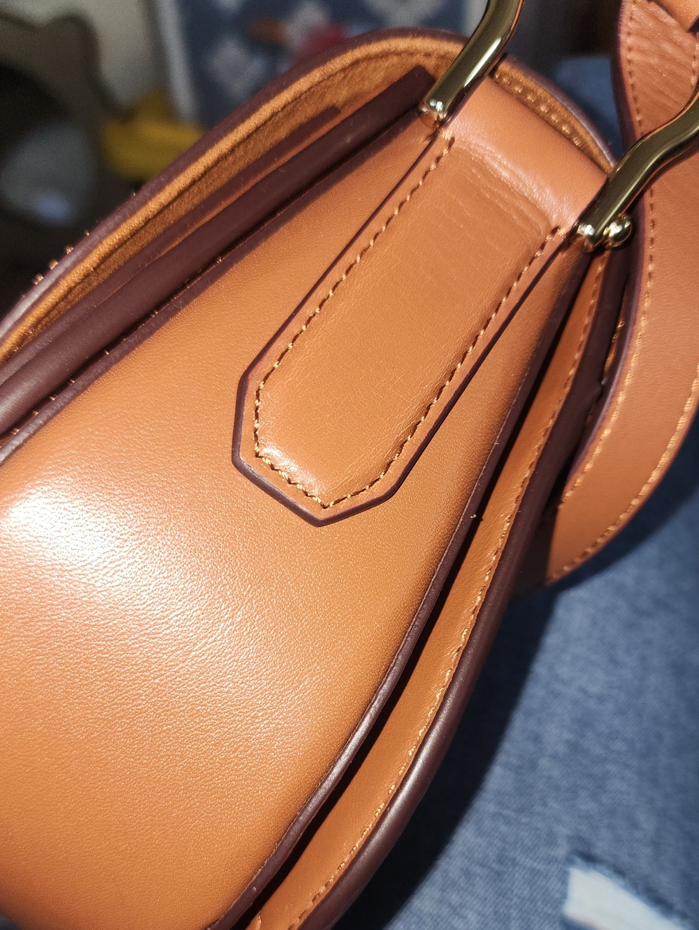 Cole Haan Brown Caramel Leather Signature Crossbody Purse Gold Hardware - Picture 13 of 16